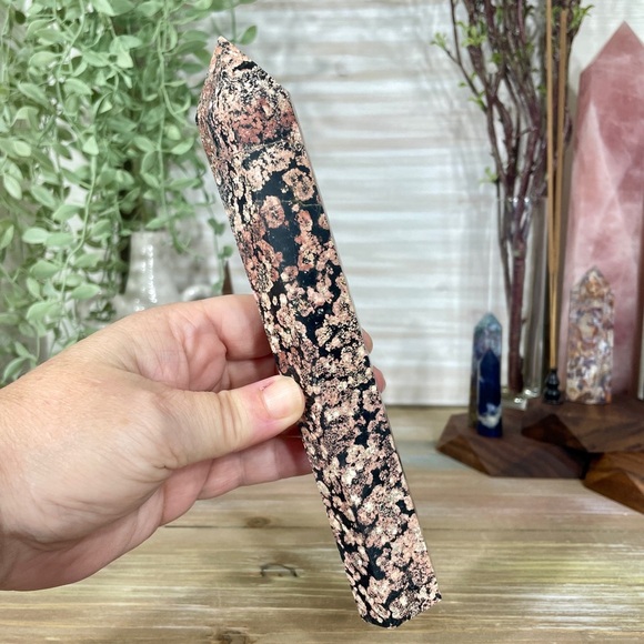 Red Snowflake Obsidian Tower Large 7.25" Tall!​ - Picture 8 of 8